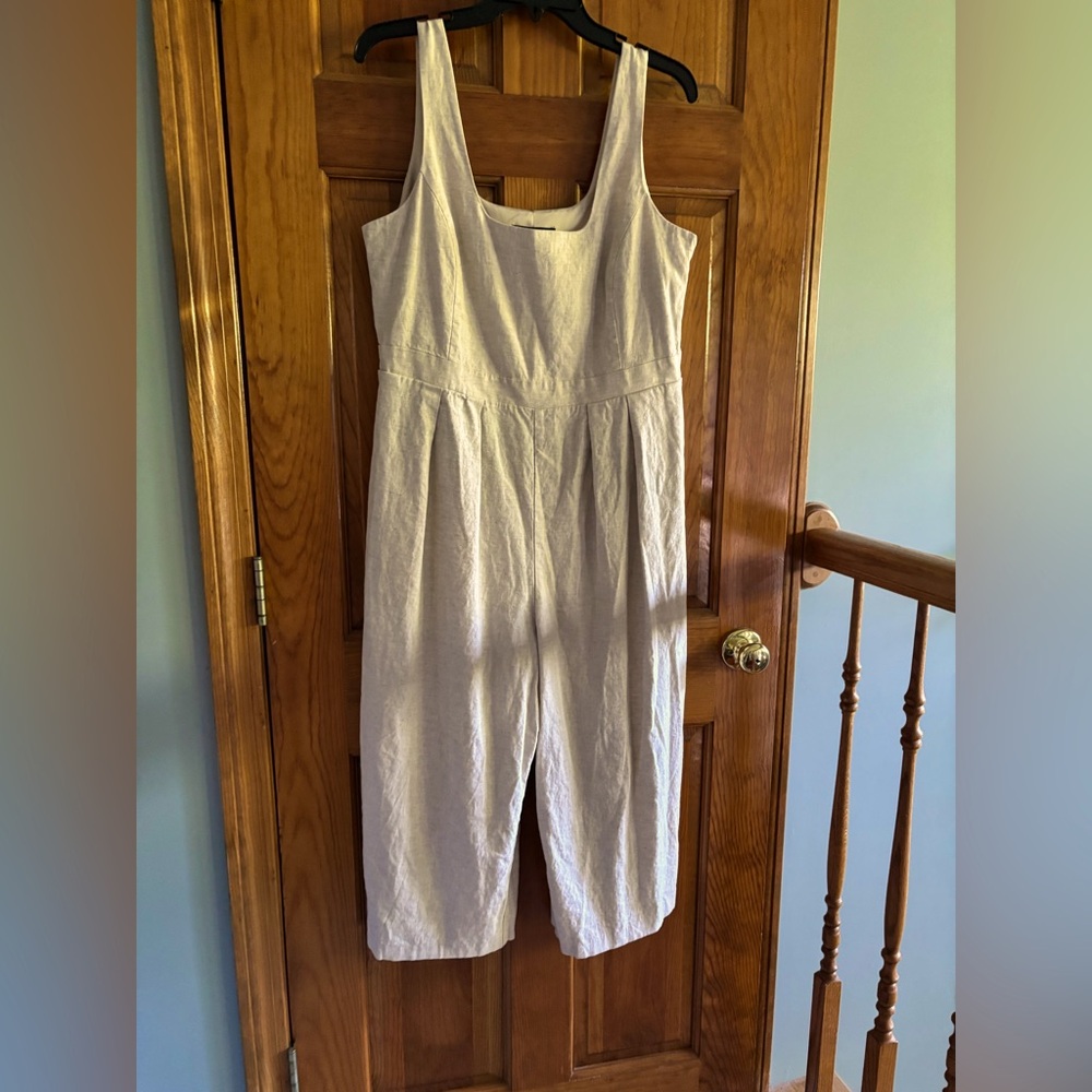 Banana Republic Cream Sleeveless Jumpsuit